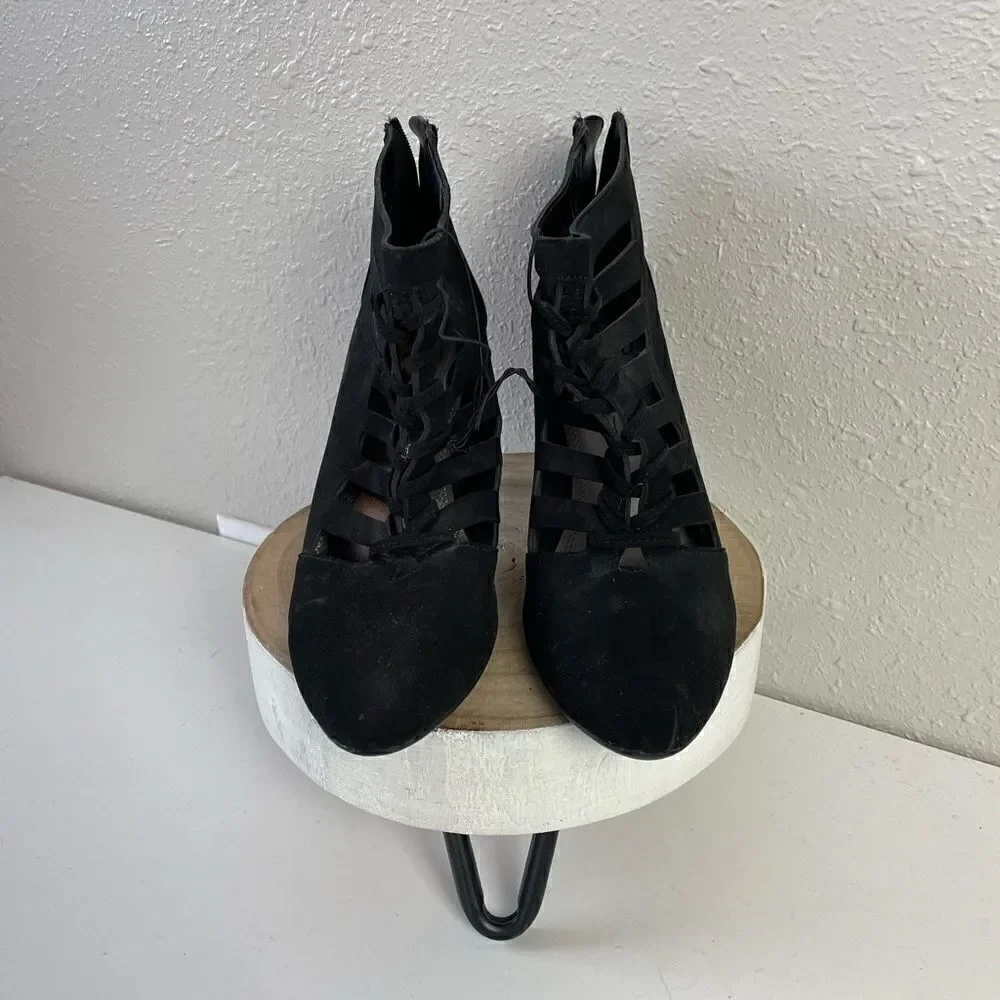 NWT Impo Womens Heeled Booties Size 8